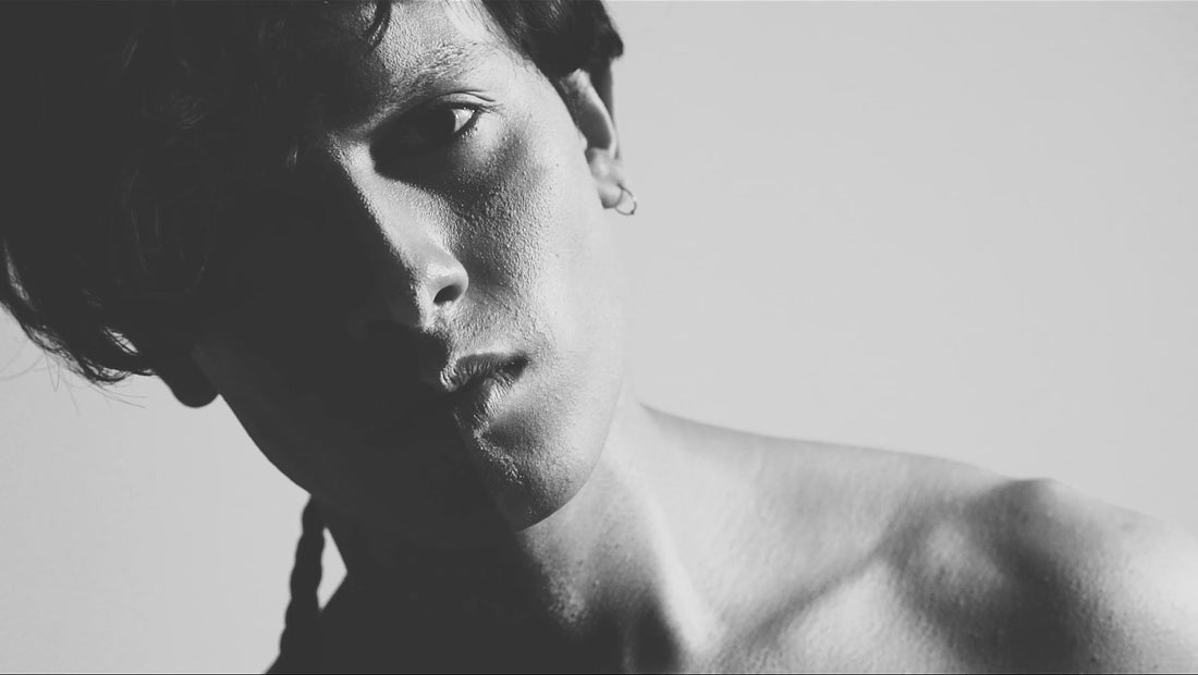 Quelle oreille percer pour un homme ?