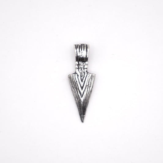 pendentif en argent en forme de flèche inca maya