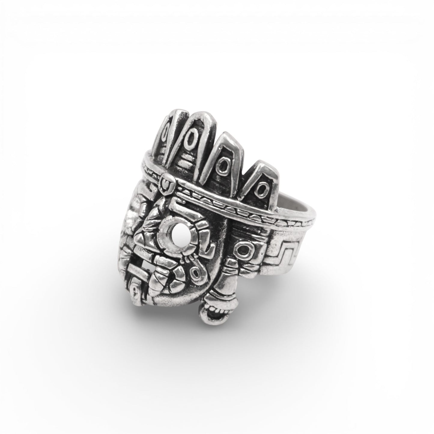 Voici une courte description alternative pour l'image du produit:

"Bague en argent TLALOC par Altiplano, représentant une sculpture détaillée de style précolombien d'inspiration latino-américaine. Un bijou unique qui célèbre l'art et la culture des anciennes civilisations."