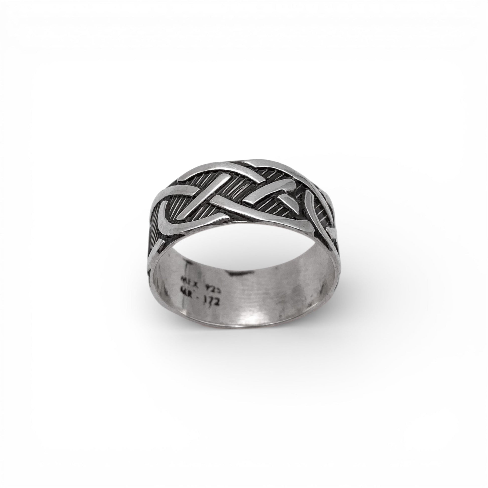 Bague en argent NOCHIPA avec motif tressé, artisanat latino-américain de la boutique Altiplano.